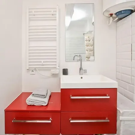 Charming In Le Marais Apartment *