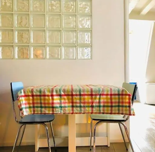 Charming In Le Marais Appartement Parijs