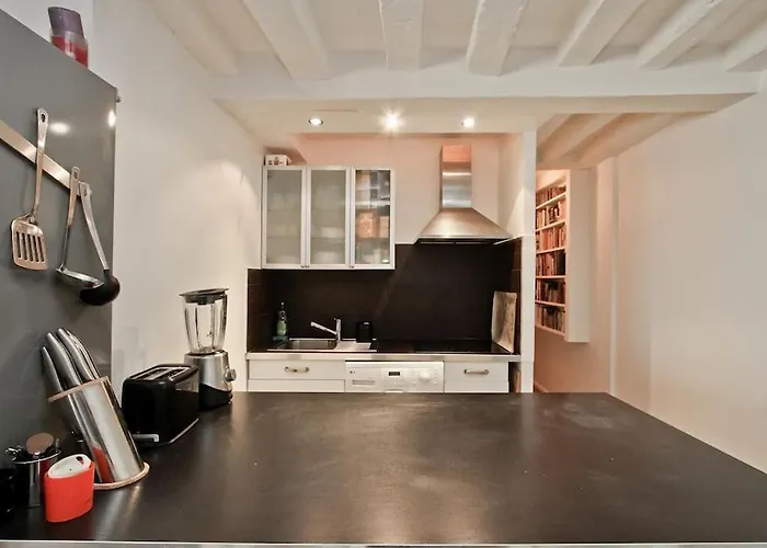 Charming In Le Marais